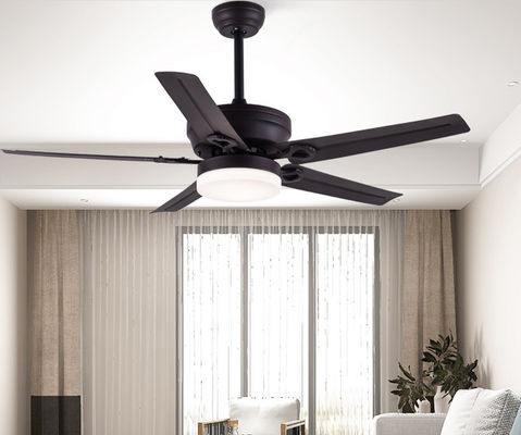 52Ventiladores de teto europeus com luzes ECO