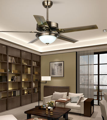 Ventilador de teto moderno de estilo europeu com luz LED Villa AC DC 5 lâminas de ferro